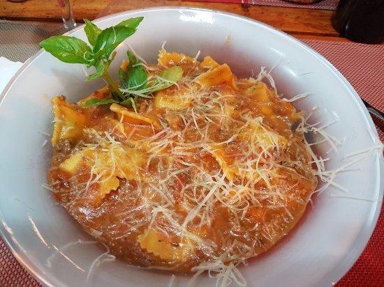 La Mamma Pastas and Salsas